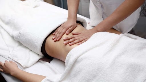 Bật mí 6 cách massage giúp các chị em giảm được mỡ bụng