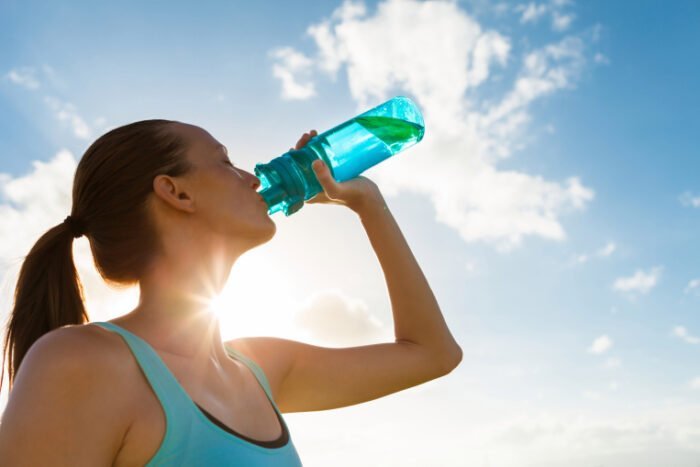 Cung cấp đủ nước cho cơ thể khi tập thể dục