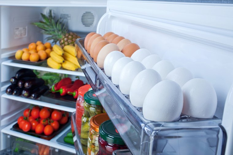 Không nên đặt trứng ở cánh của tủ lạnh